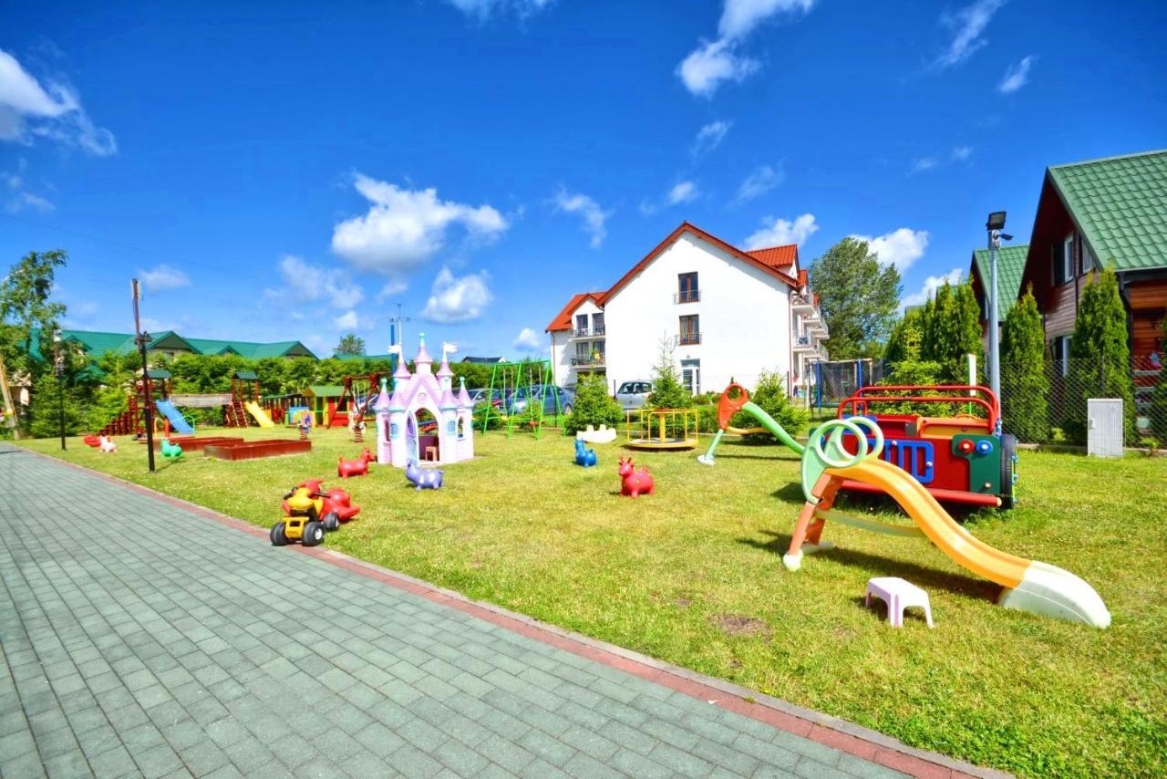 Hôtel Duet II à Karwia Extérieur photo